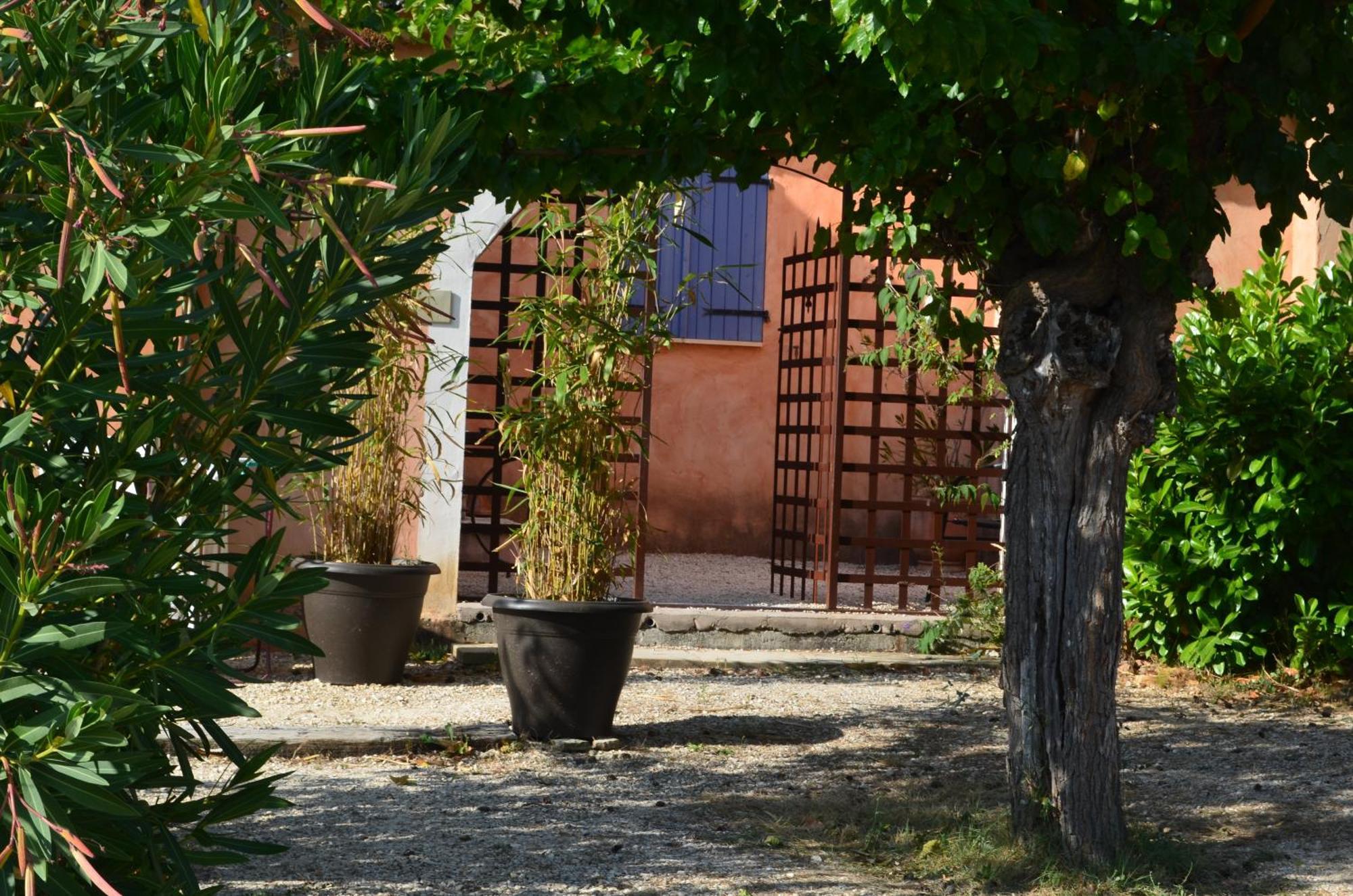Studios Et Gite La Sauvasse Vagnas Exterior foto