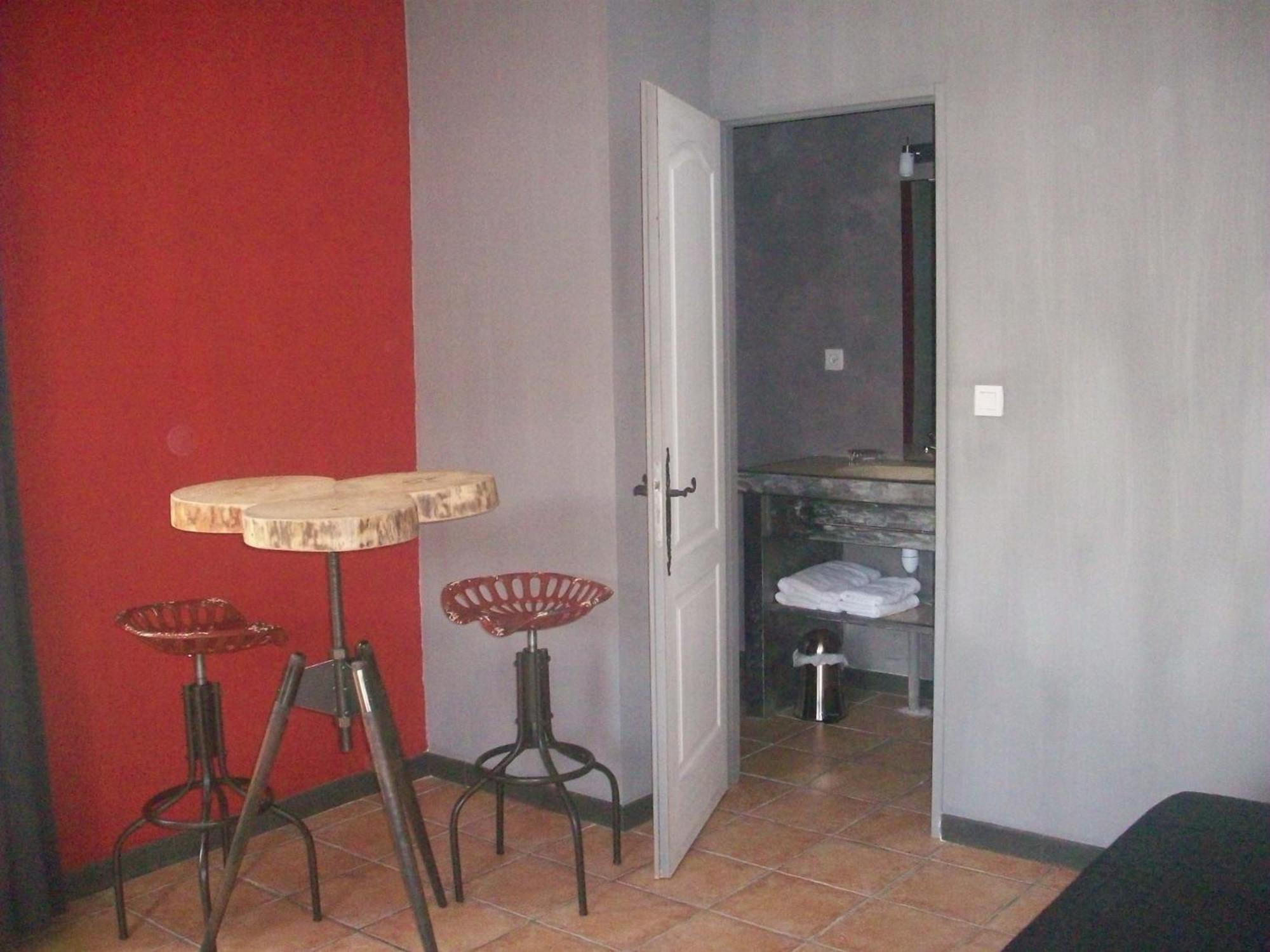 Studios Et Gite La Sauvasse Vagnas Zimmer foto